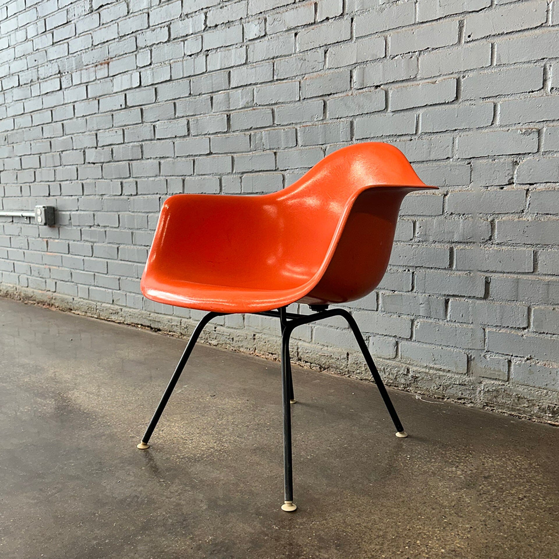 Eames Fiberglass Shell Chair