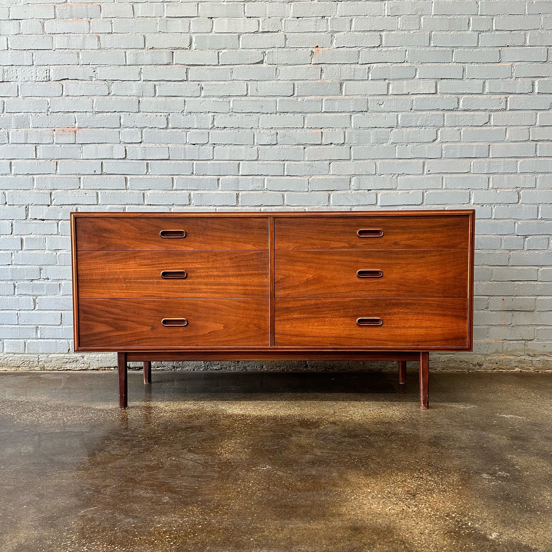 6 Drawer Walnut Dresser by Jack Cartwright for Founders Dressers Founders 