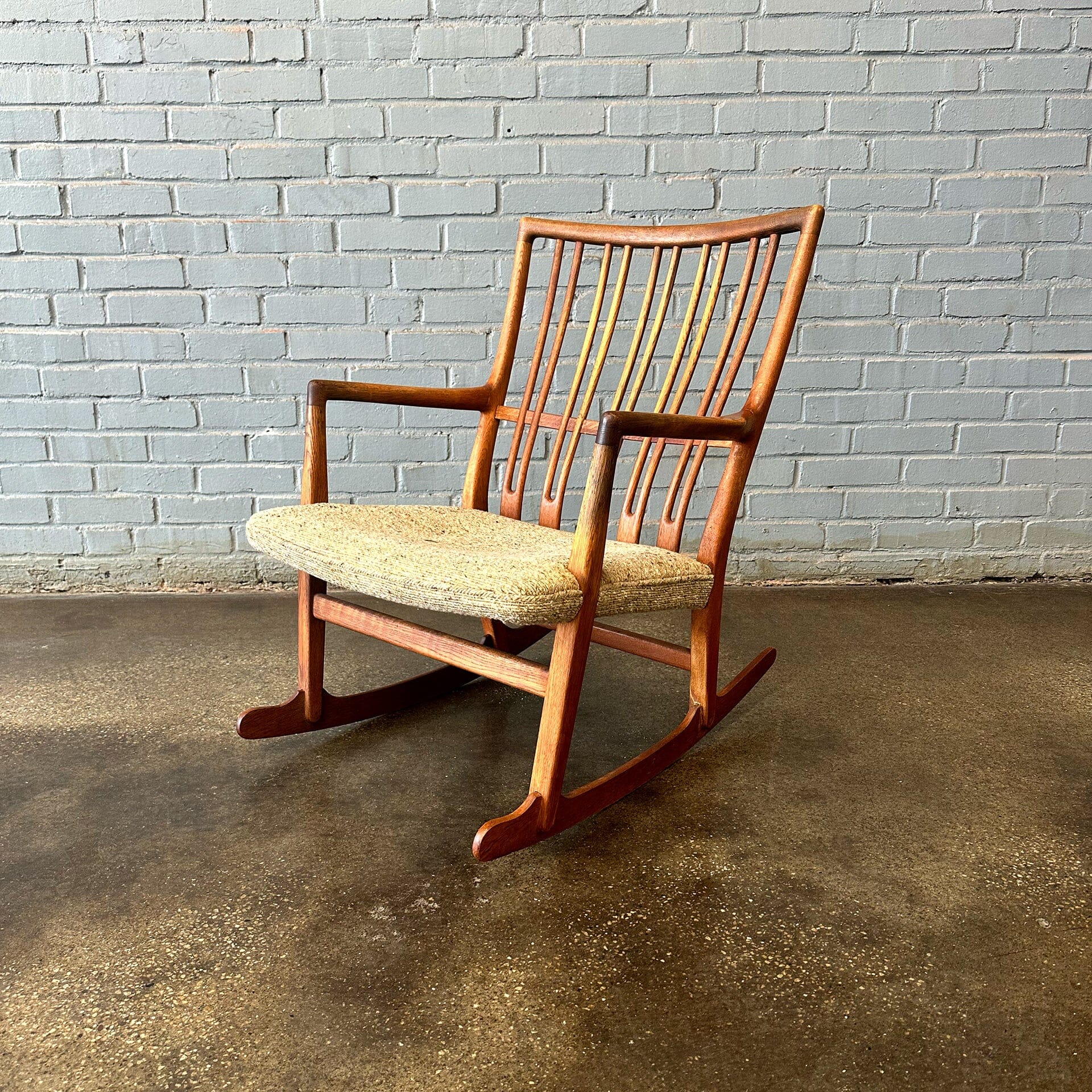 Hans Wegner ML-33 Rocking Chair Rocking Chair MidMod Decor 