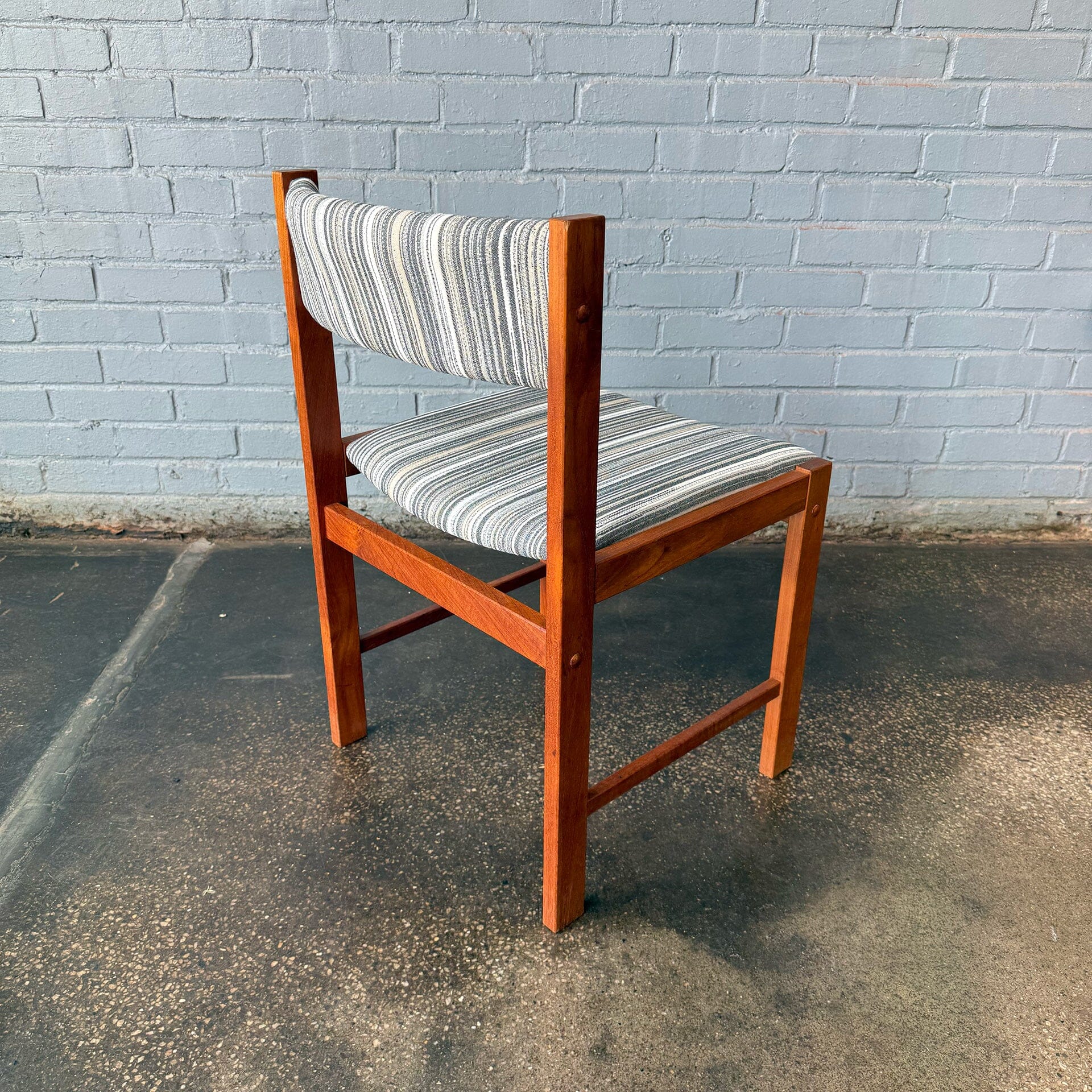 Set of 4 DScan Teak Dining Chairs Dining Chairs D-Scan 
