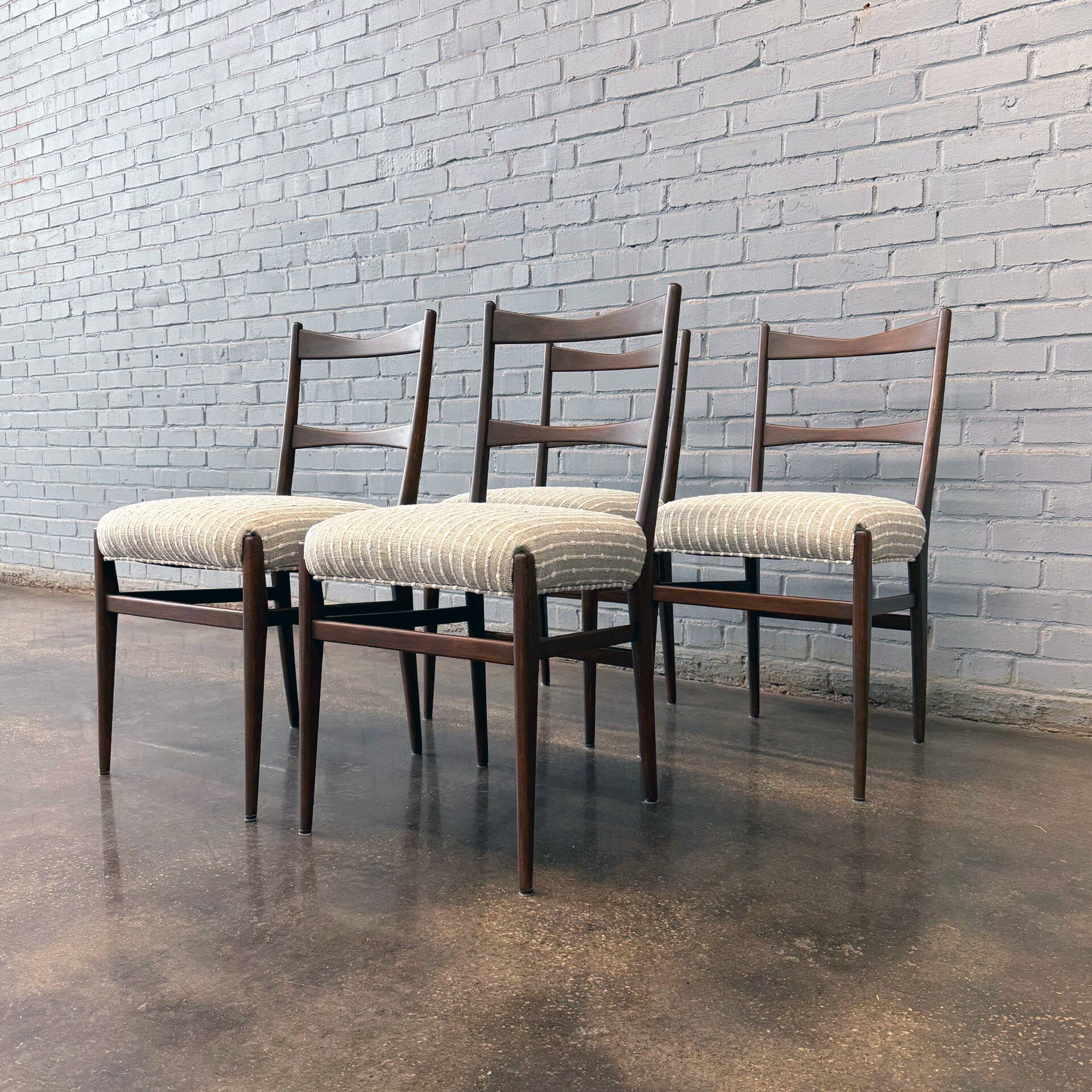 Set of 4 Italian MCM Dining Chairs Dining Chairs Unknown 