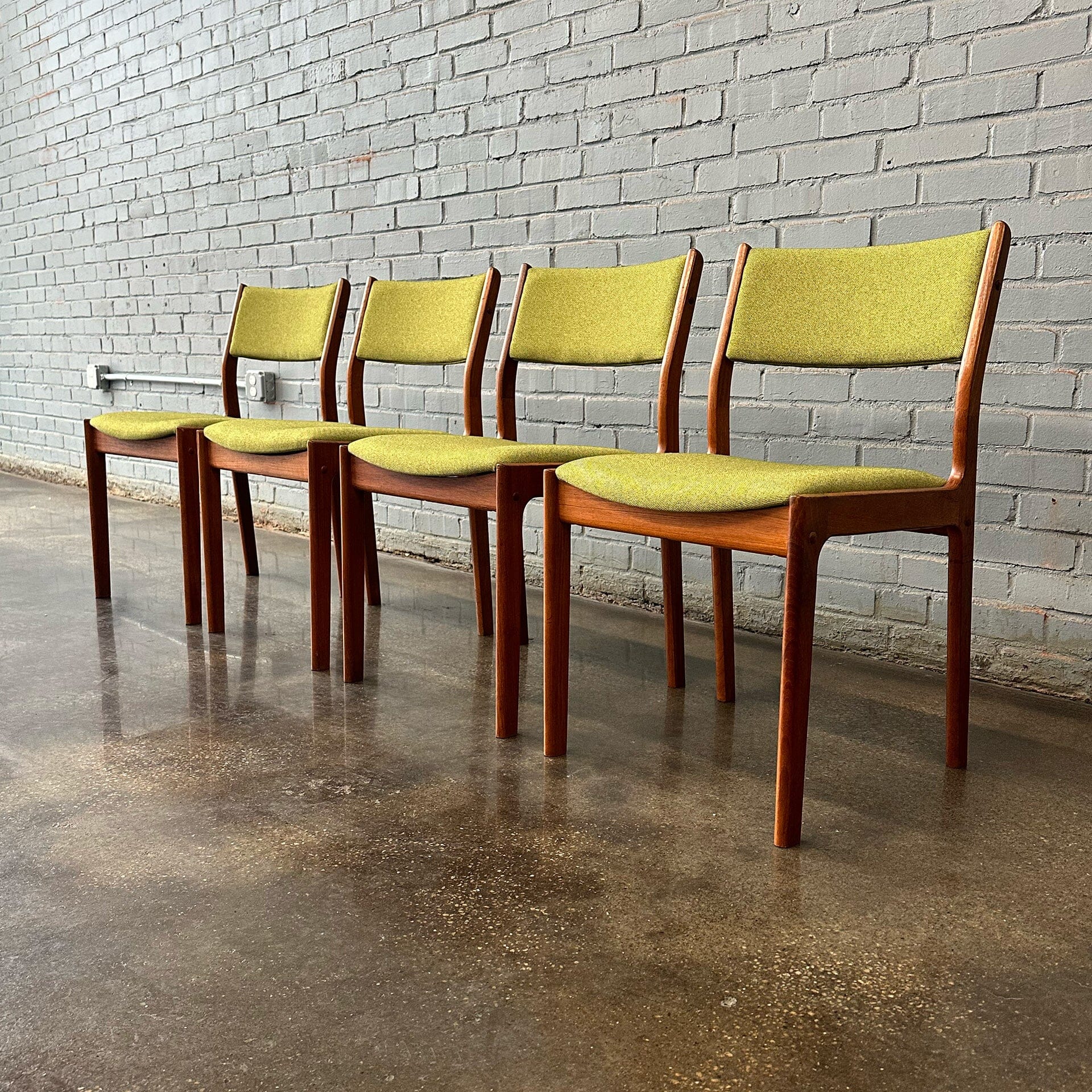 Set of 4 Teak MCM Dining Chairs by DScan Dining Chairs D-Scan 