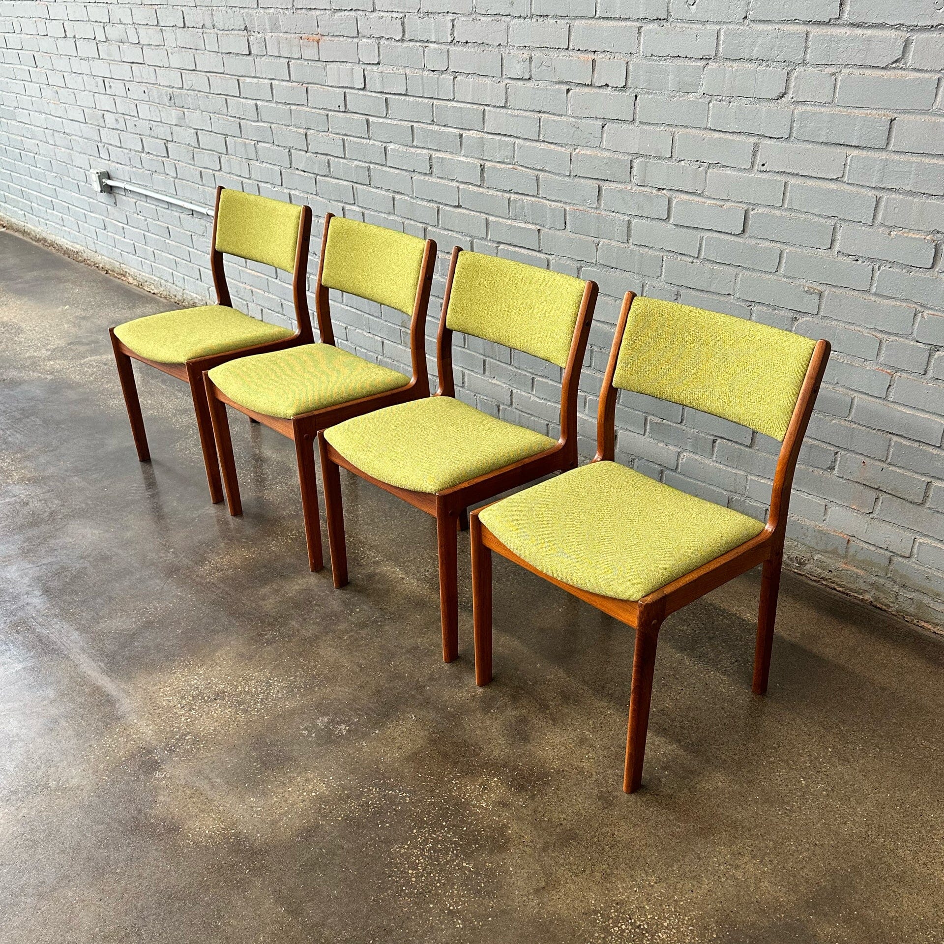 Set of 4 Teak MCM Dining Chairs by DScan Dining Chairs D-Scan 