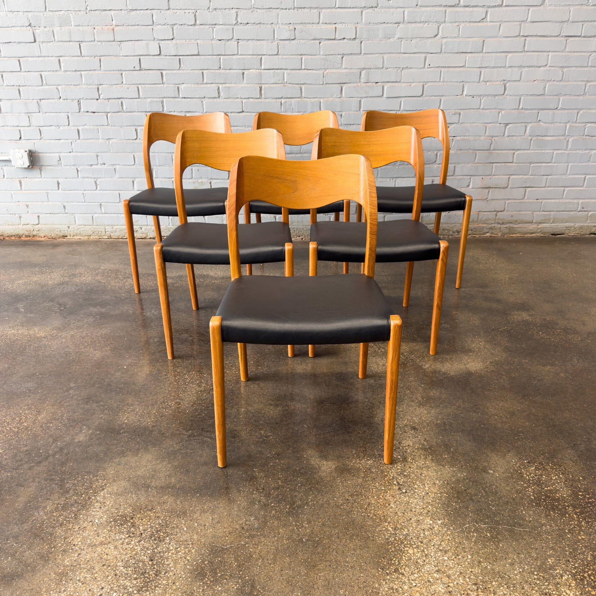Set of 6 teak Møller 71 dining chairs with black leatherette seats Dining Chairs J.L. Møllers Møbelfabrik 