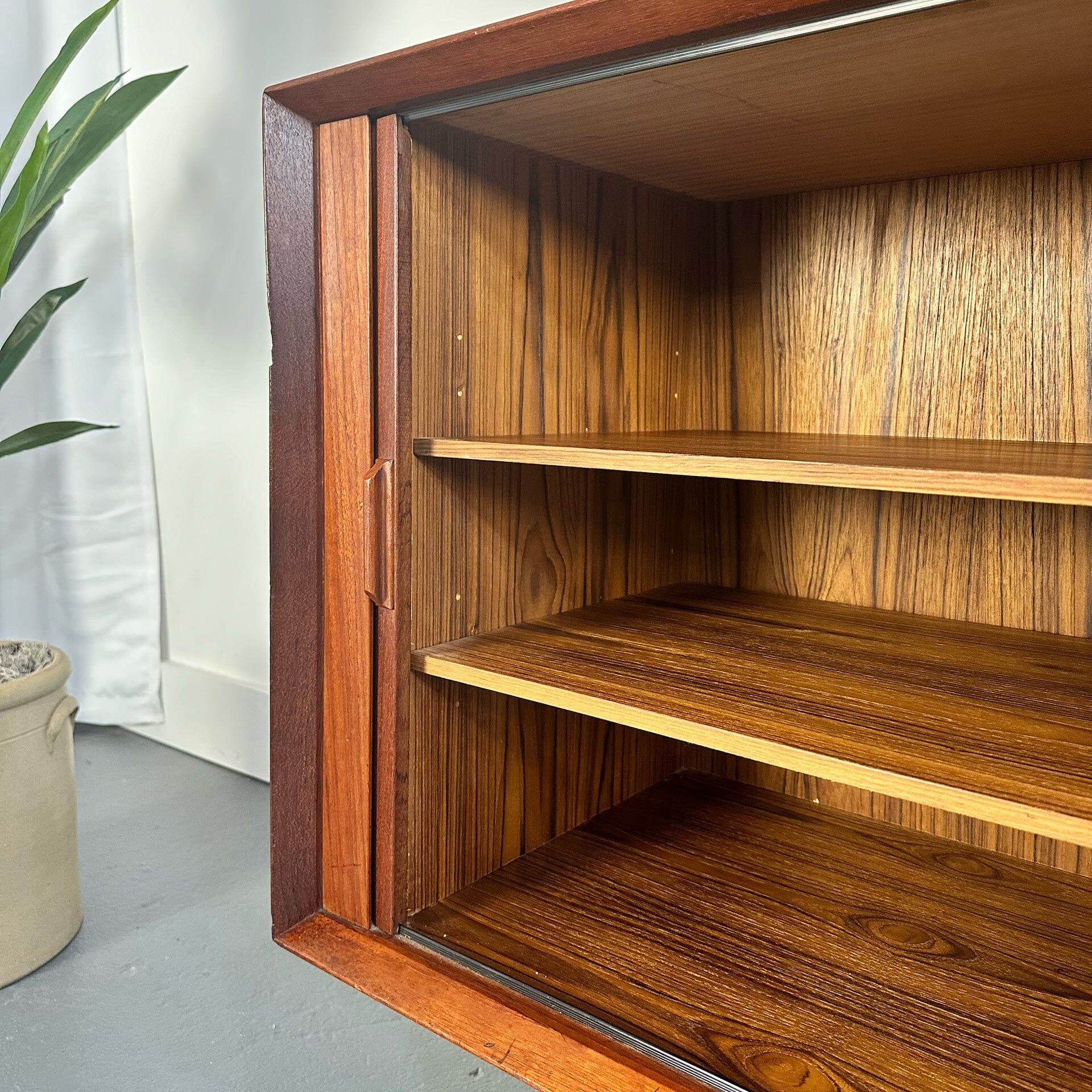 Teak Two-Tier Sideboard Sideboards Westnofa 