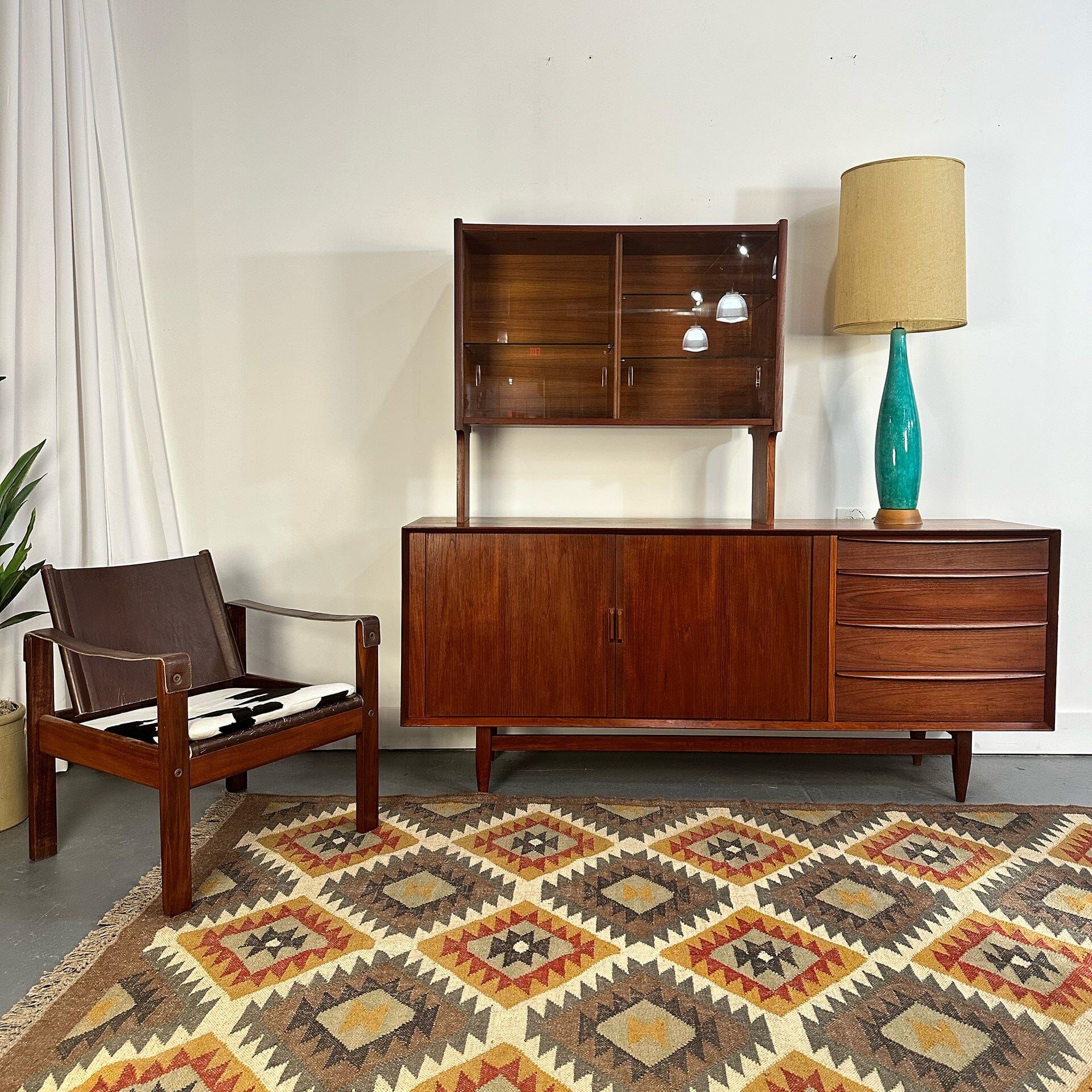 Teak Two-Tier Sideboard Sideboards Westnofa 