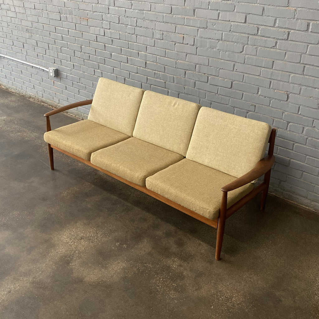 Grete Jalk Sofa for France & Søn Sofa / Couch France and Søn 